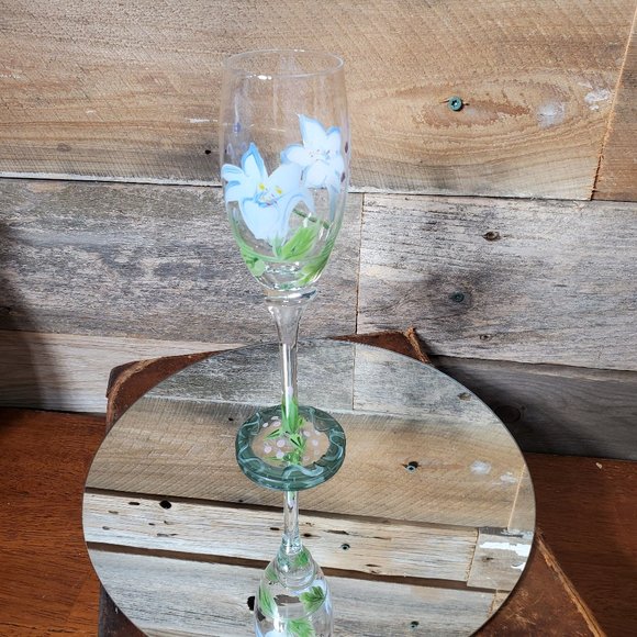 Handpainted Tulip Champagne Glass #1 - Picture 11 of 11